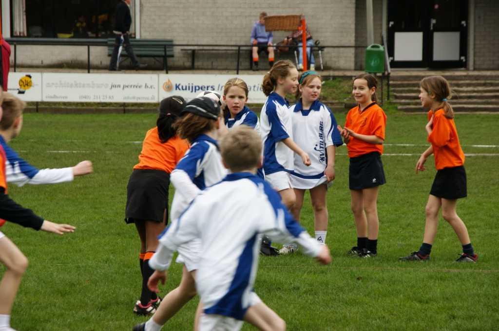 Korfbal E2 3 april 2010-15.JPG